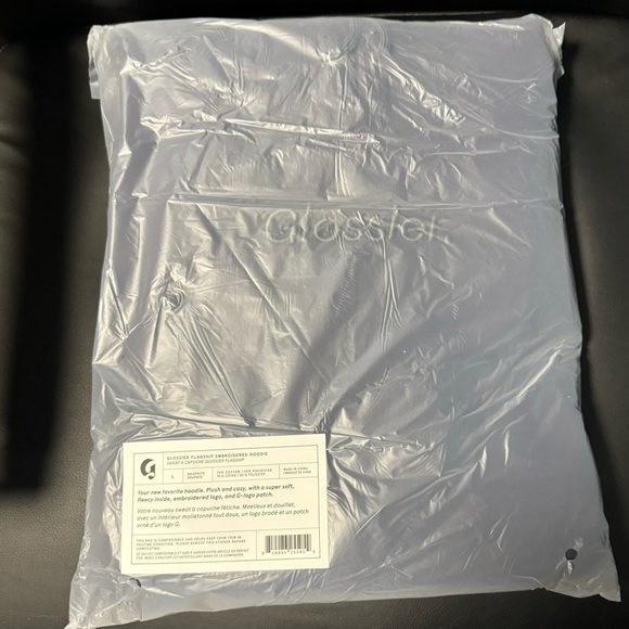 Glossier soho hoodie graphite large NWT - Picture 2 of 10